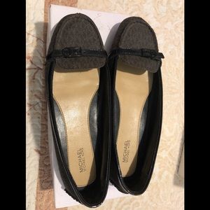 Michael Kors flats